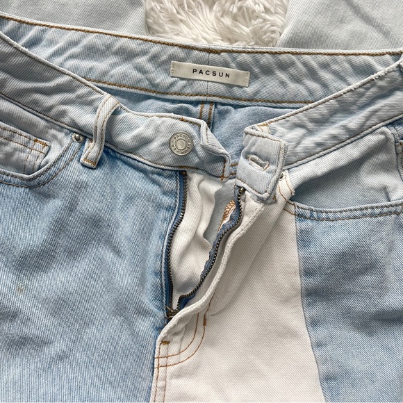 PacSun Two-Toned Denim High Rise Mom Jeans - Picture 3 of 6